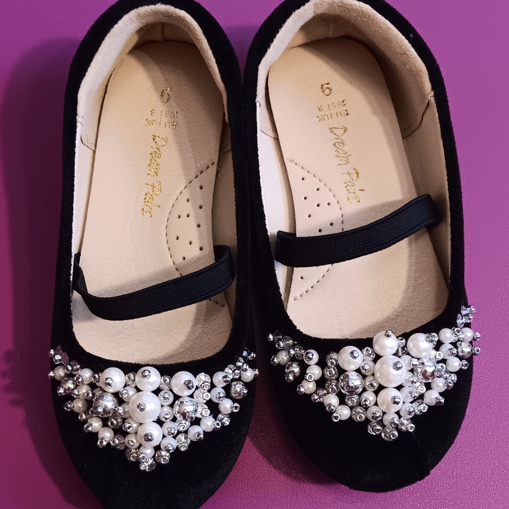 Dream Pairs Black Velvet Ballet Flat Pearls/Sequins Girls Size 9 - Picture 2 of 10